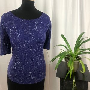 Elbow-length sleeve knit top